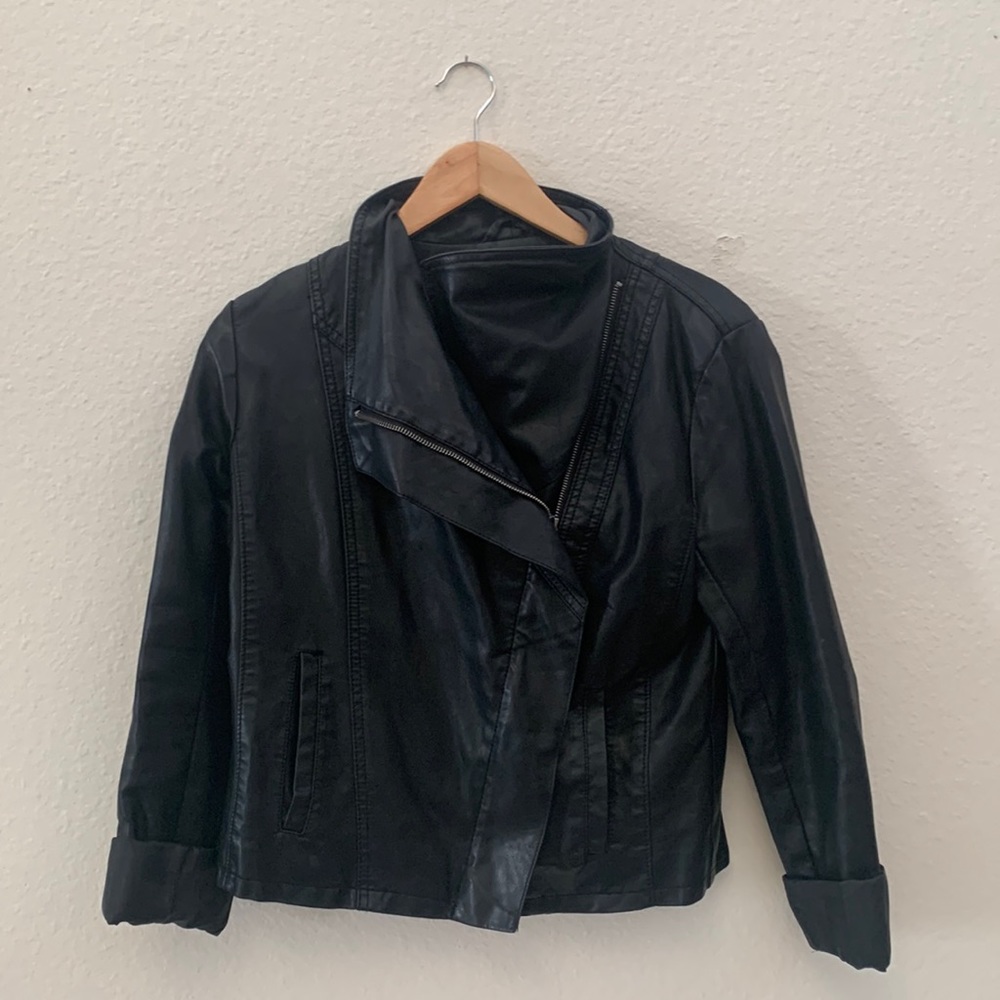 Women’s Small Black Asymmetrical Zip Leather Jacket